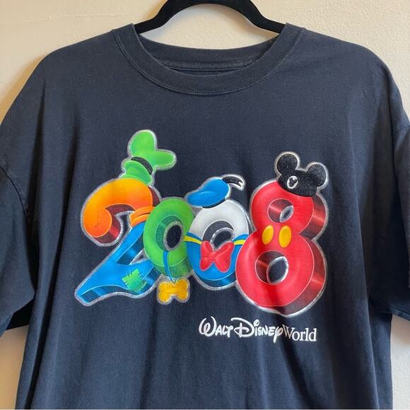 Disney XL Hanes short sleeve t-shirt 2008 Walt Disney World hats navy blue - Picture 2 of 7